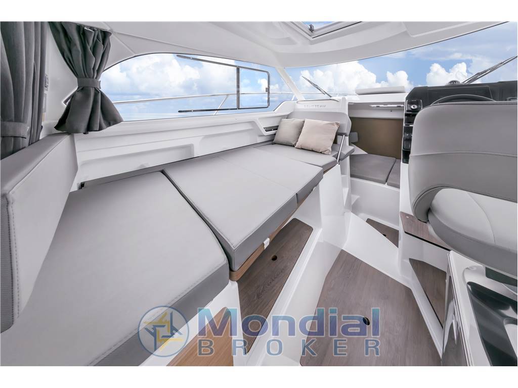 BENETEAU ANTARES 8