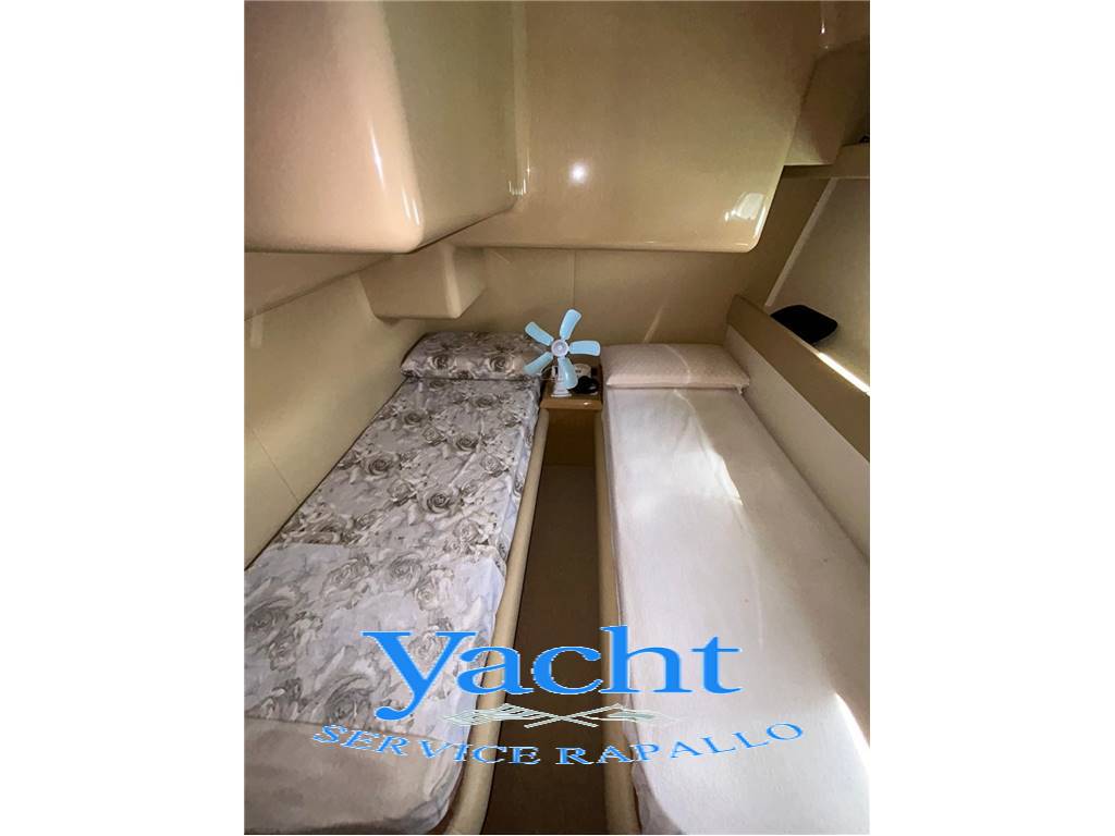 Ferretti 460