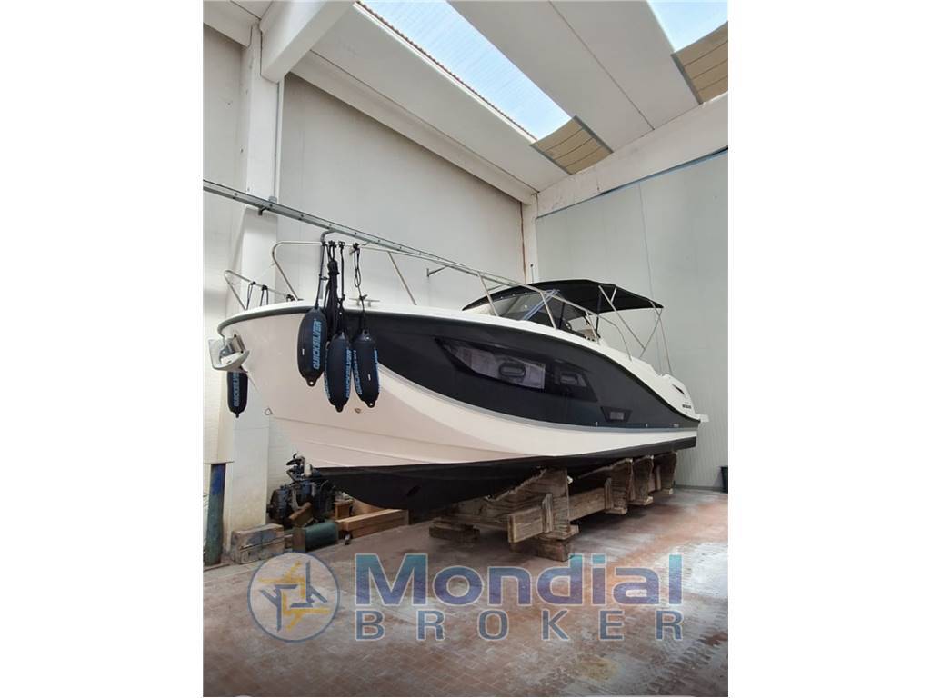 QUICKSILVER ACTIV 875 Sundeck