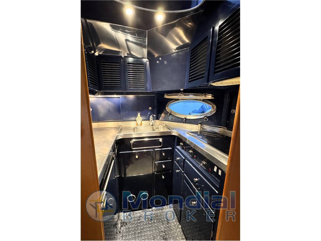 RIVA SUPERAMERICA  48