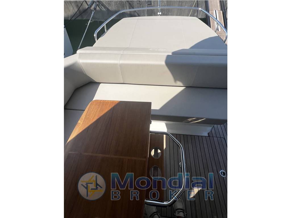 CRANCHI M 44  HT