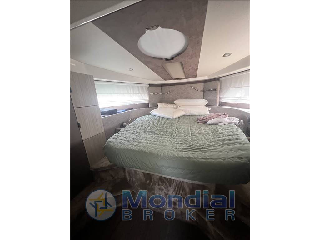 CRANCHI M 44  HT