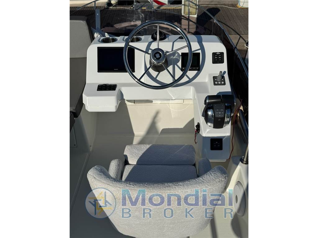 BENETEAU ANTARES 11 Fly