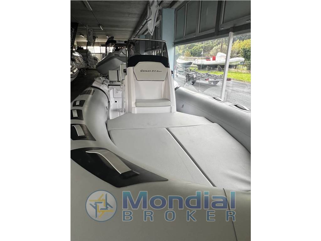 RANIERI INTERNATIONAL CAYMAN 21 Sport