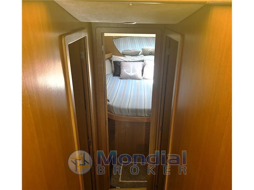 Portofino Marine 37  fly