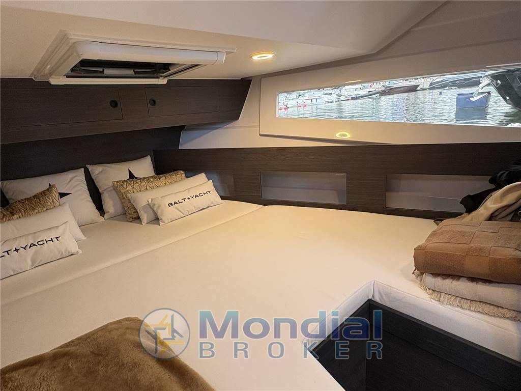 BALT YACHT 950 Cruise