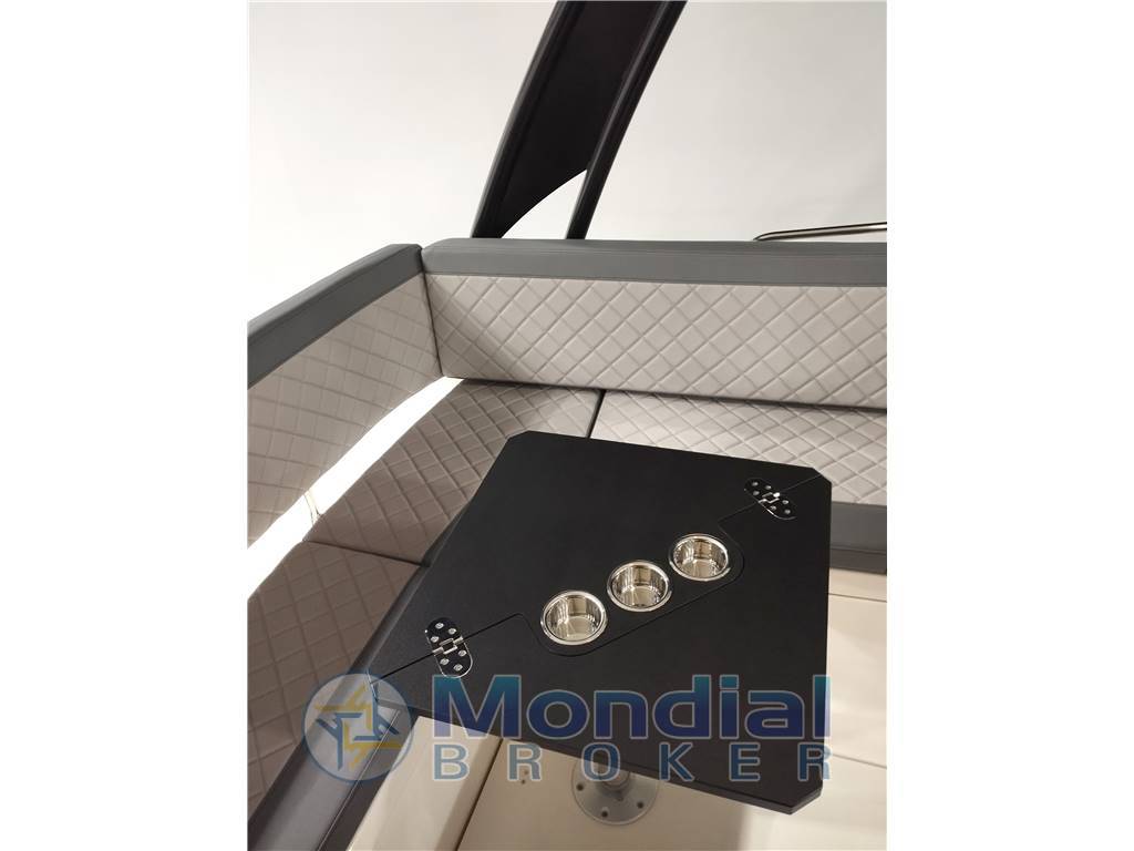 BALT YACHT 818 Titanium