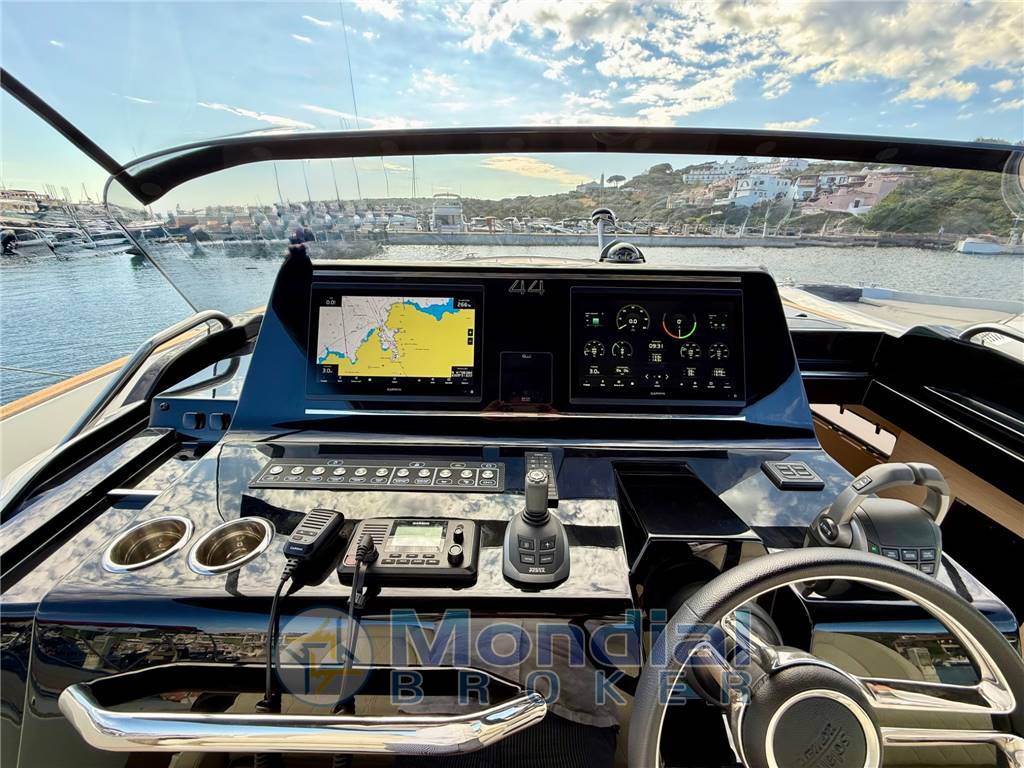 Solaris Power 44 Open