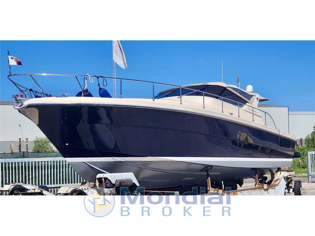 Cayman yachts 40 W.A.