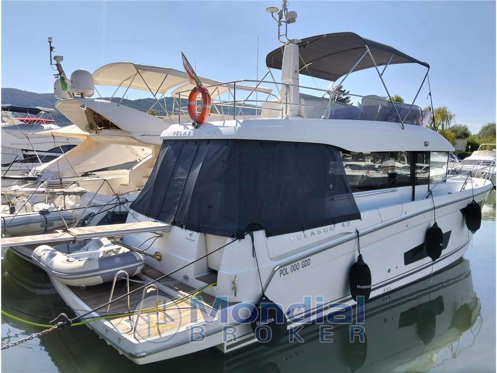 Jeanneau Velasco 43