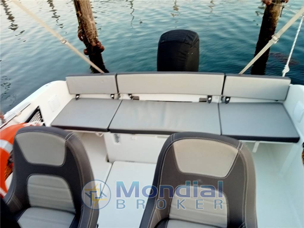Jeanneau Cap Camarat 5.5 WA Serie 2