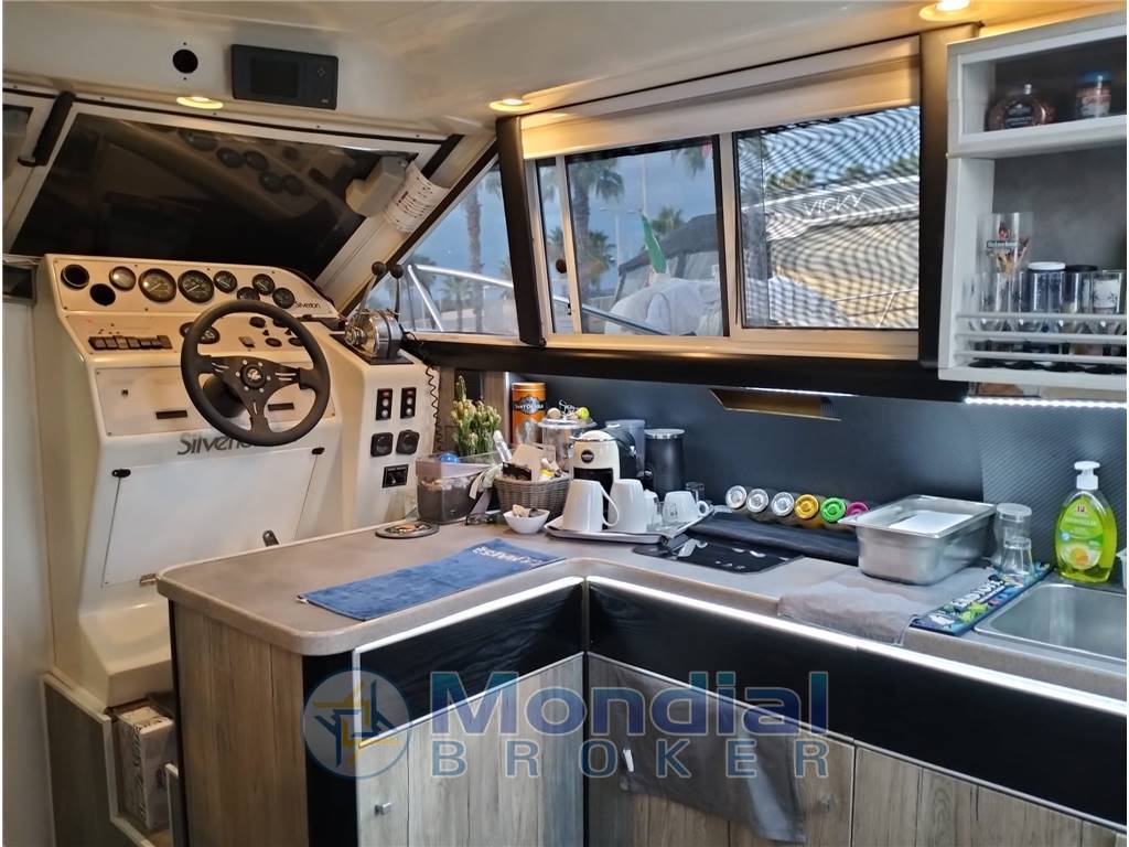 Silverton 312 SC