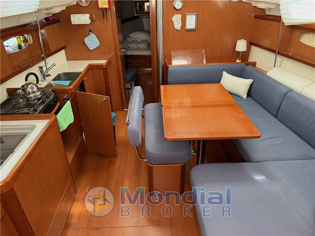 BENETEAU OCEANIS 43