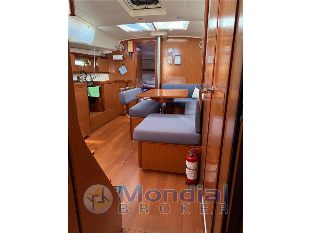 BENETEAU OCEANIS 43