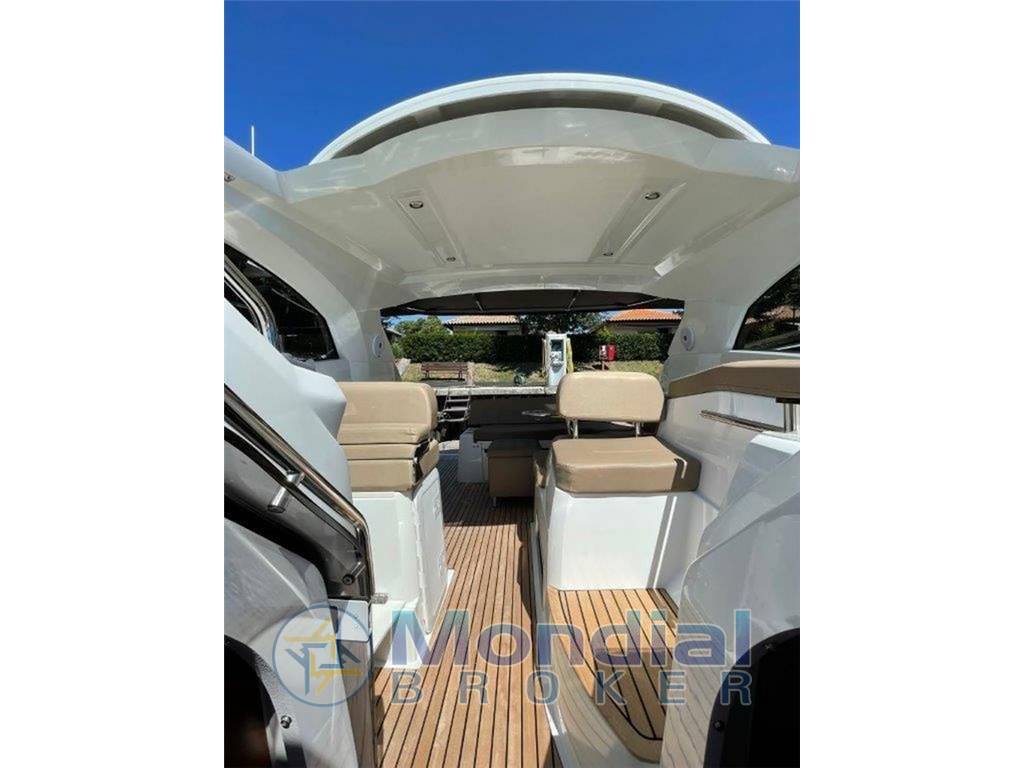 Jeanneau Leader 36 HT Natante