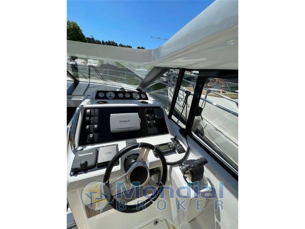 Jeanneau Leader 36 HT Natante