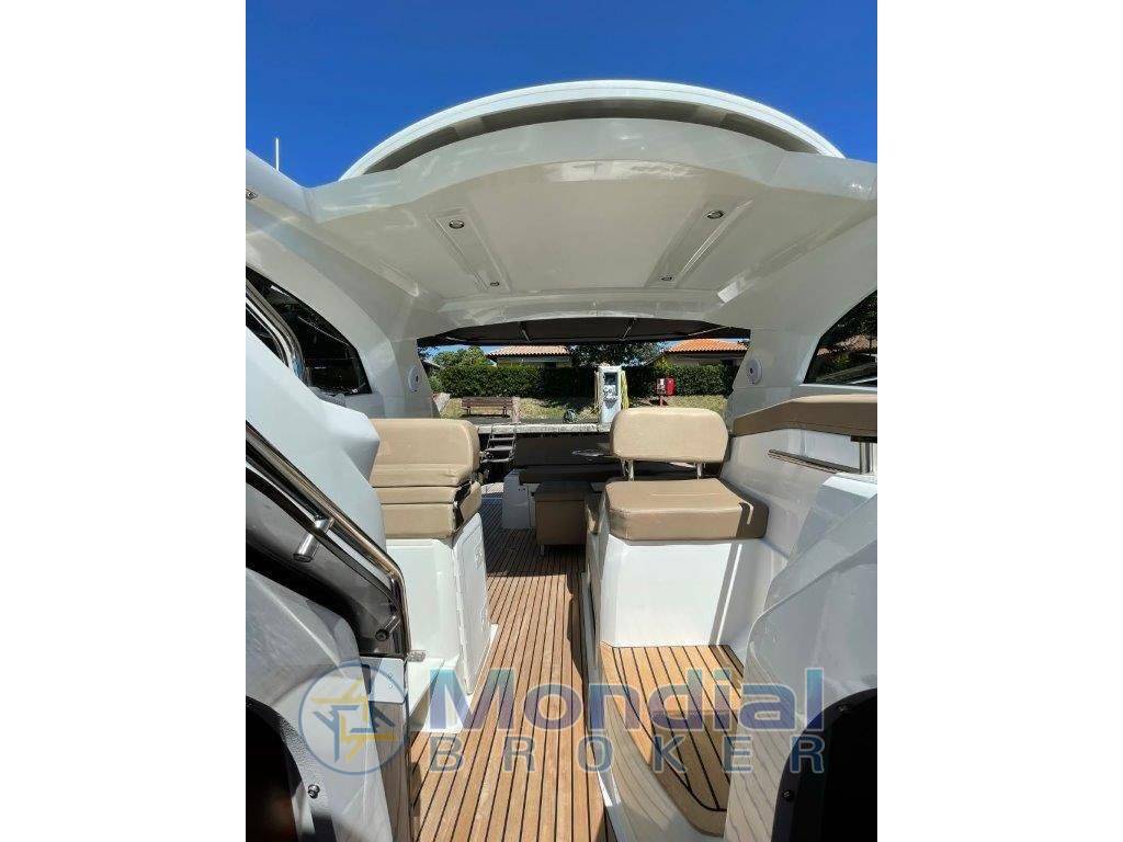 Jeanneau Leader 36 HT Natante