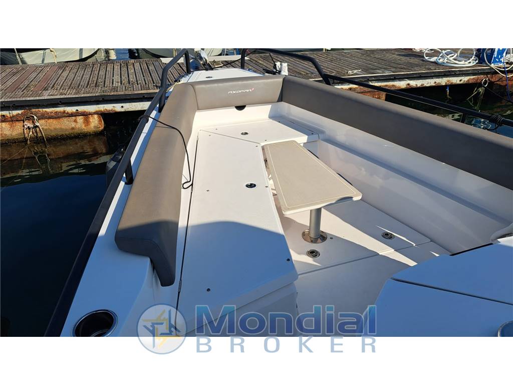 Axopar 28 Sun  Top Brabus