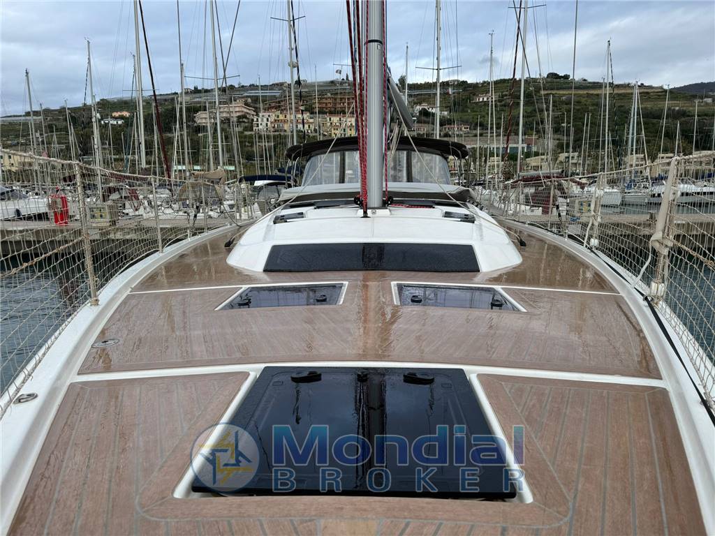 Dufour 470