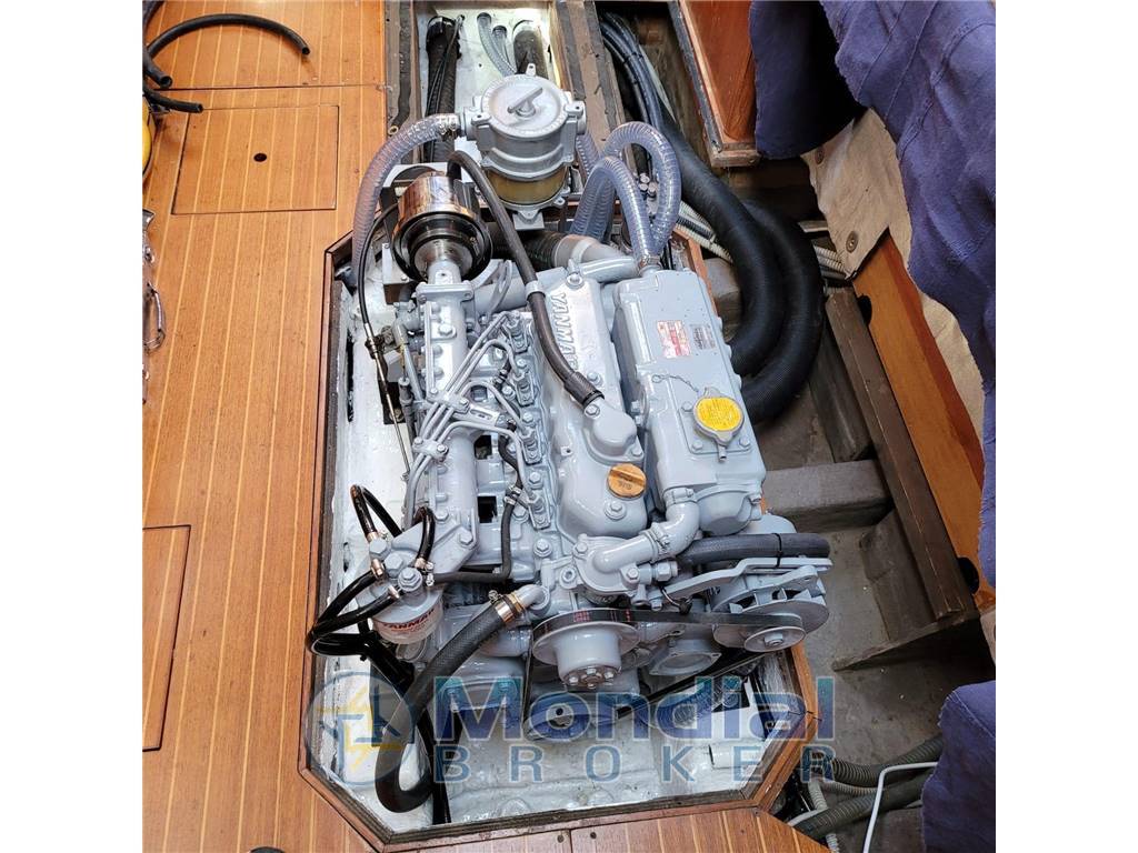 Cantiere del Pardo Grand Soleil 45