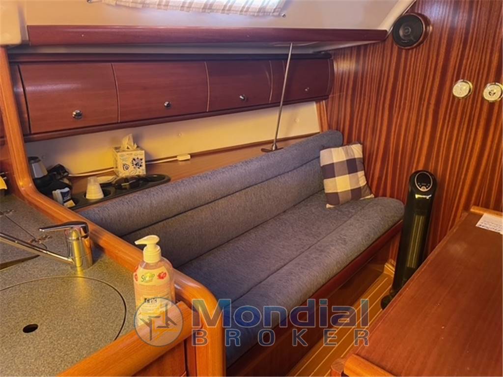 BAVARIA YACHTS BAVARIA 32