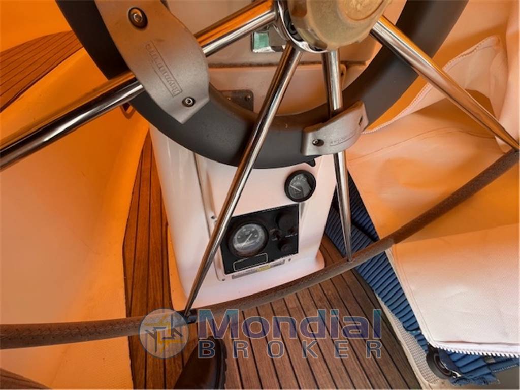 BAVARIA YACHTS BAVARIA 32