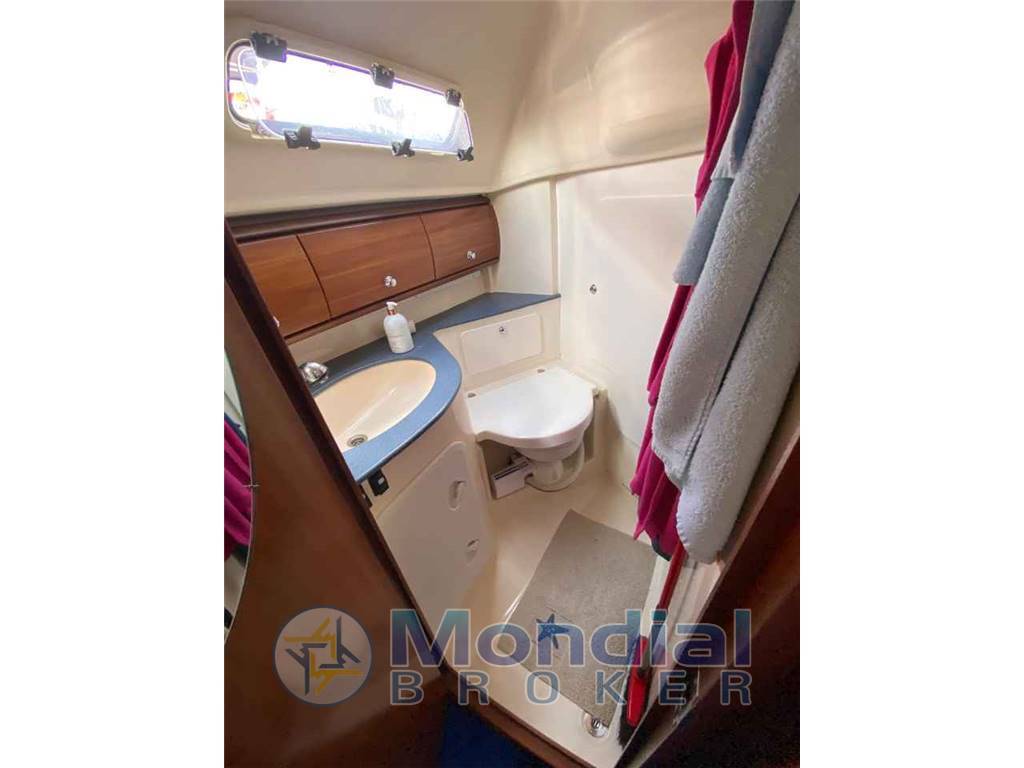 BAVARIA YACHTS BAVARIA 32