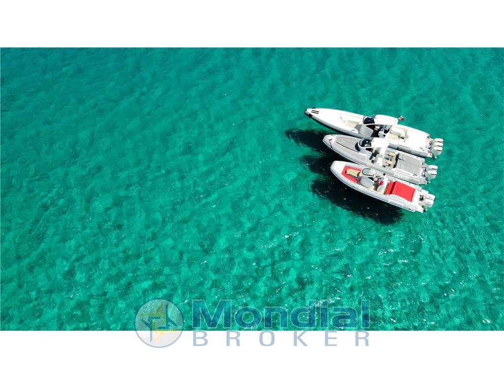 Pirelli Pirelli 1100 cabin