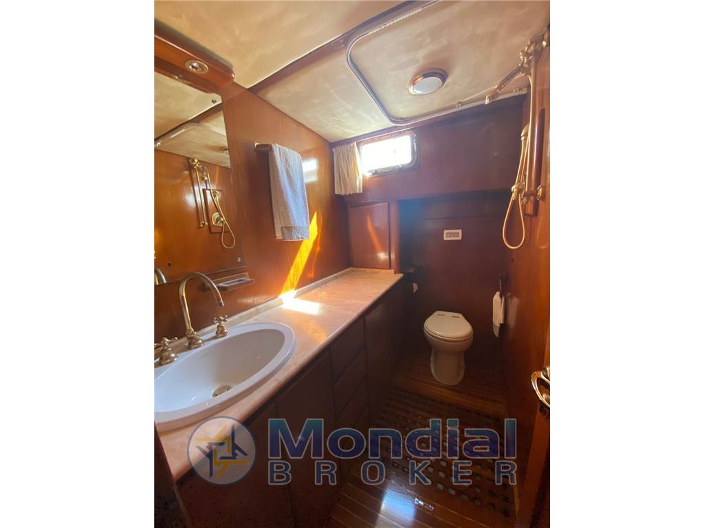 CANTIERE AZZURRO 58