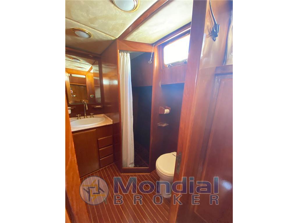 CANTIERE AZZURRO 58