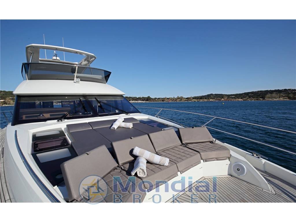 JENNEAU  PRESTIGE  YACHTS PRESTIGE 630