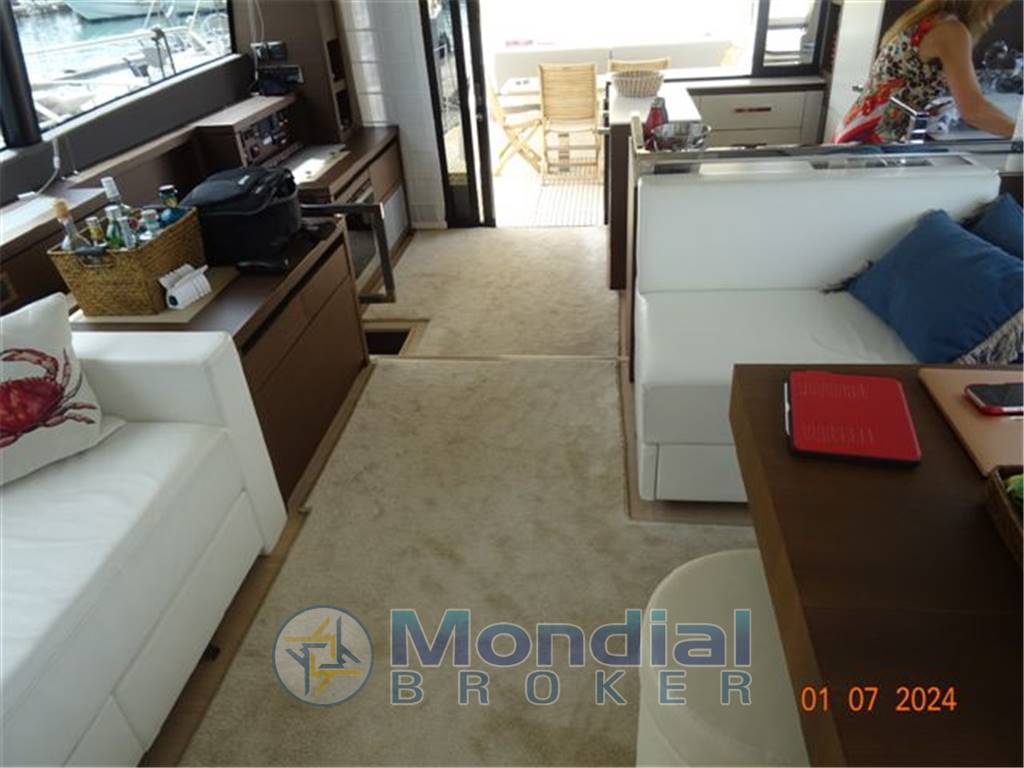 JENNEAU  PRESTIGE  YACHTS PRESTIGE 630