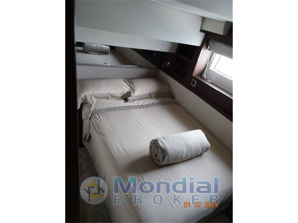 JENNEAU  PRESTIGE  YACHTS PRESTIGE 630