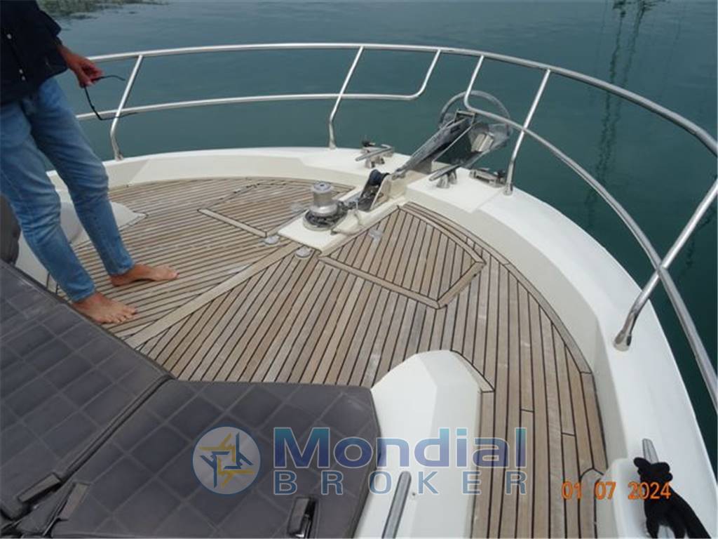 JENNEAU  PRESTIGE  YACHTS PRESTIGE 630