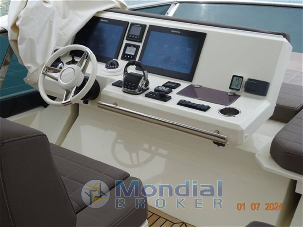 JENNEAU  PRESTIGE  YACHTS PRESTIGE 630