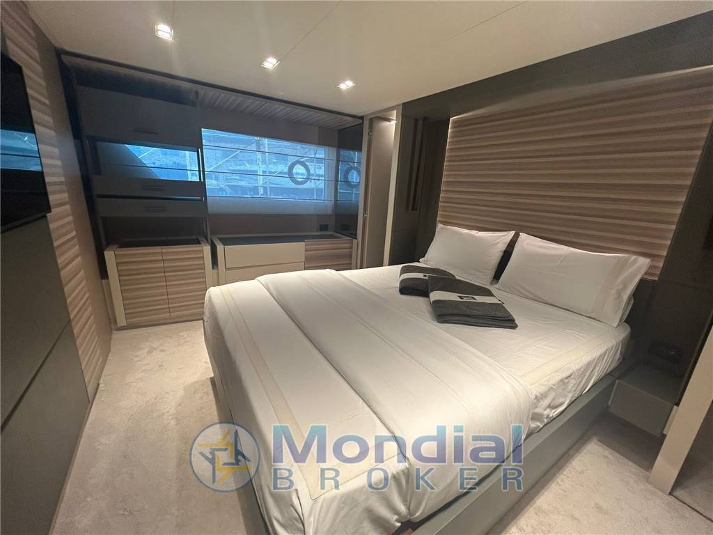 JENNEAU  PRESTIGE  YACHTS PRESTIGE 630