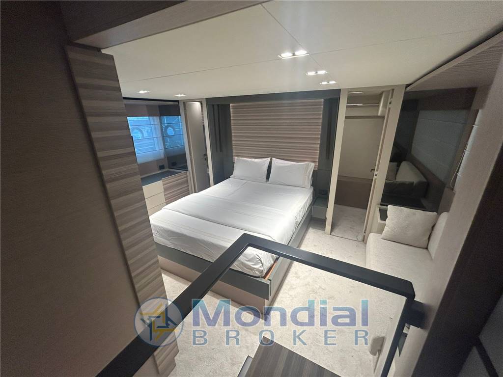 JENNEAU  PRESTIGE  YACHTS PRESTIGE 630