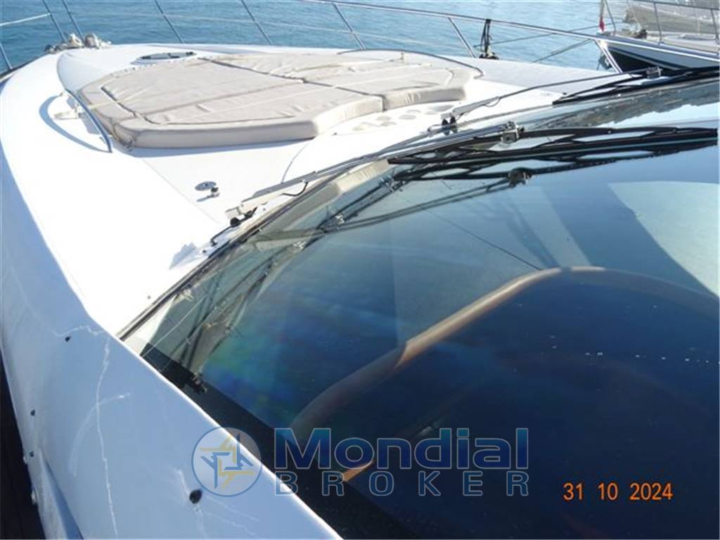 SUNSEEKER 72 PREDATOR