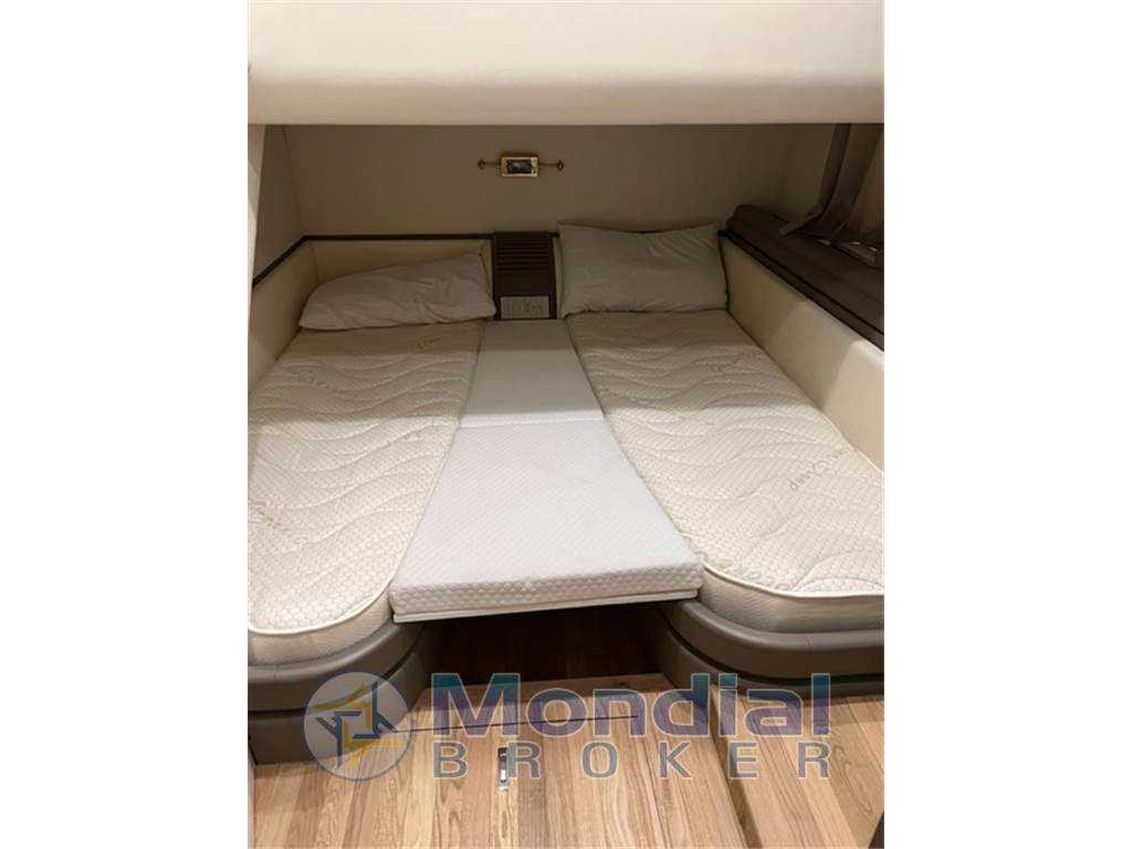 BAIA MERYCRAFT AZZURRA 63