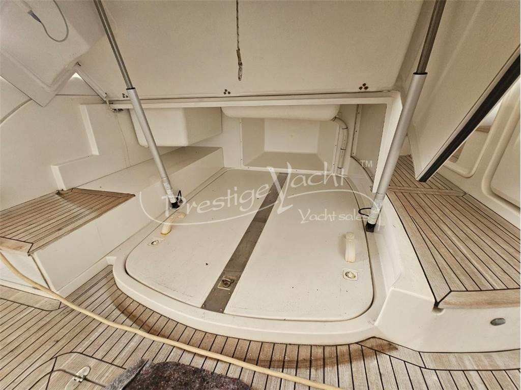 Sessa Marine Oyster 42