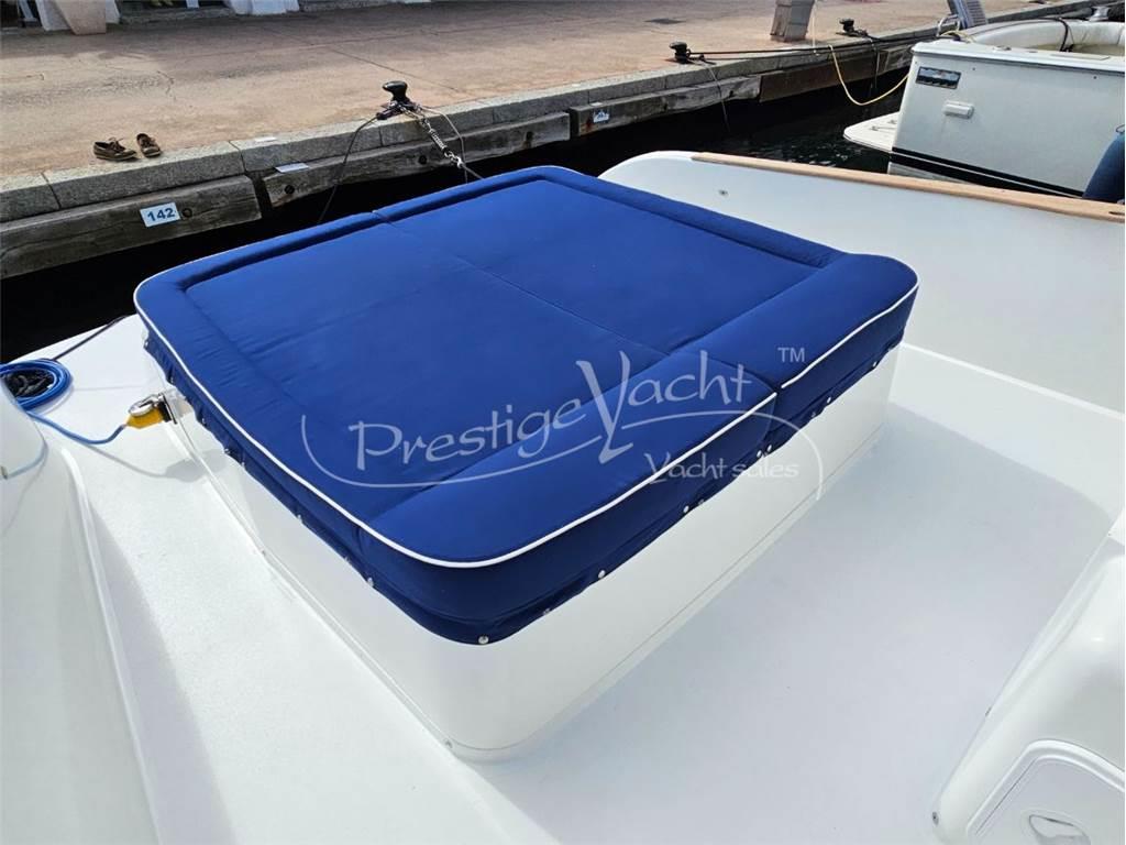 Axel Marine 35 Tender