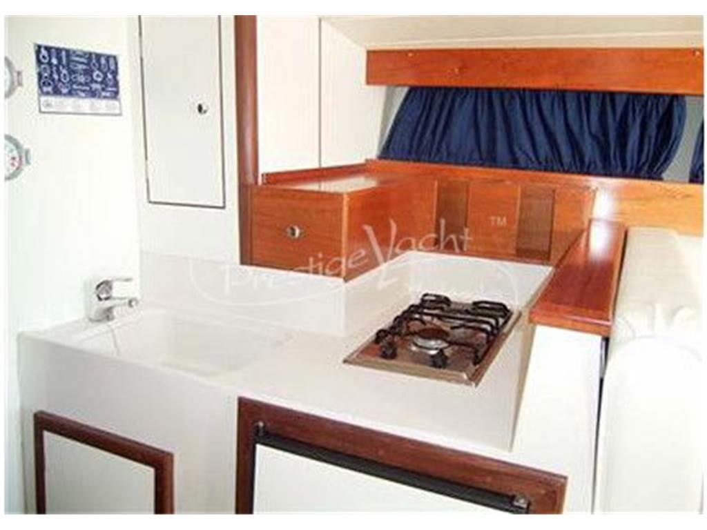 Tornado 38 Flush Deck