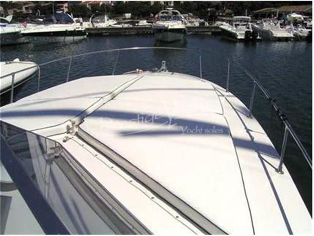 Tornado 38 Flush Deck