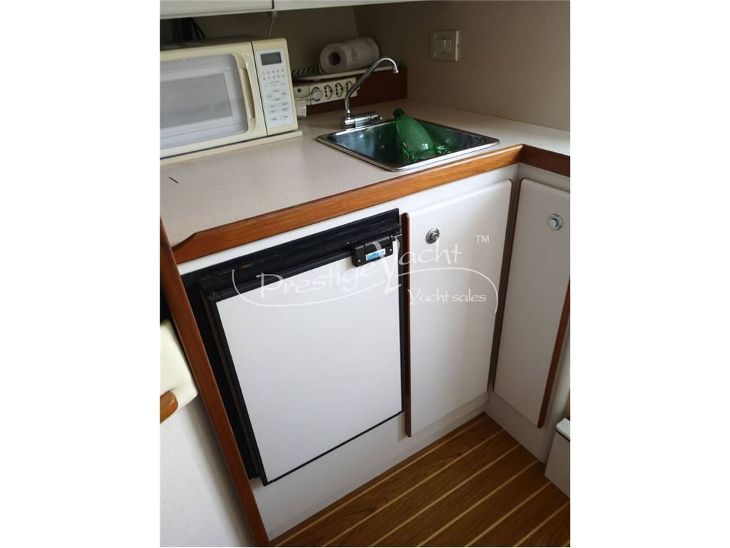 Tiara 2900 Coronet