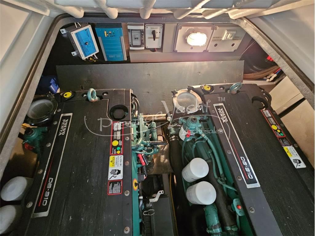 Sessa Marine Oyster 42