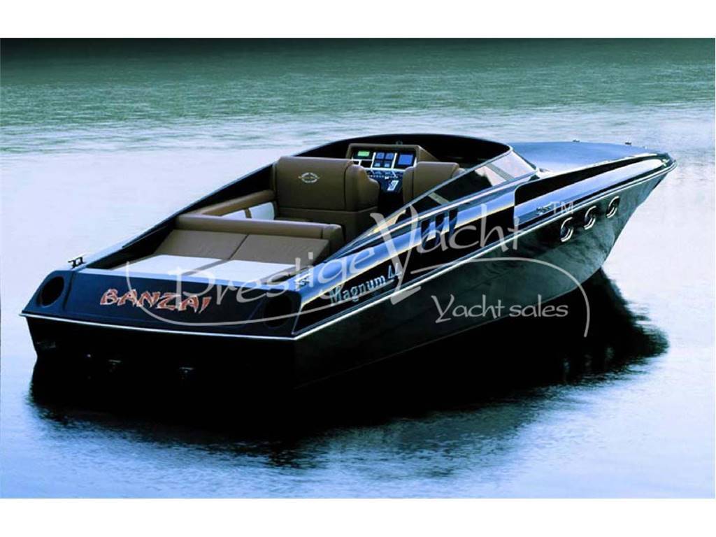 Magnum Marine 44