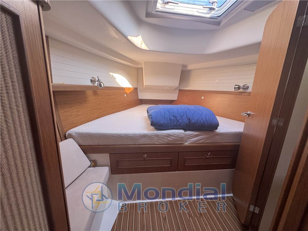 Moody 41 AC