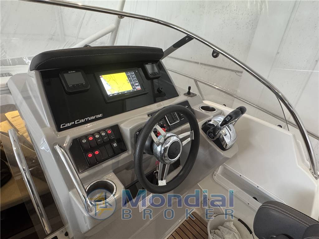 JEANNEAU CAP CAMARAT 9.0