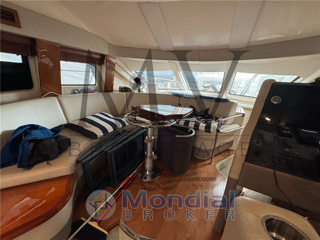 SEA RAY SEDAN BRIDGE 505