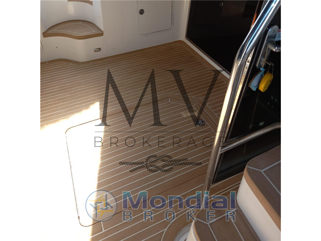 SEA RAY SEDAN BRIDGE 505